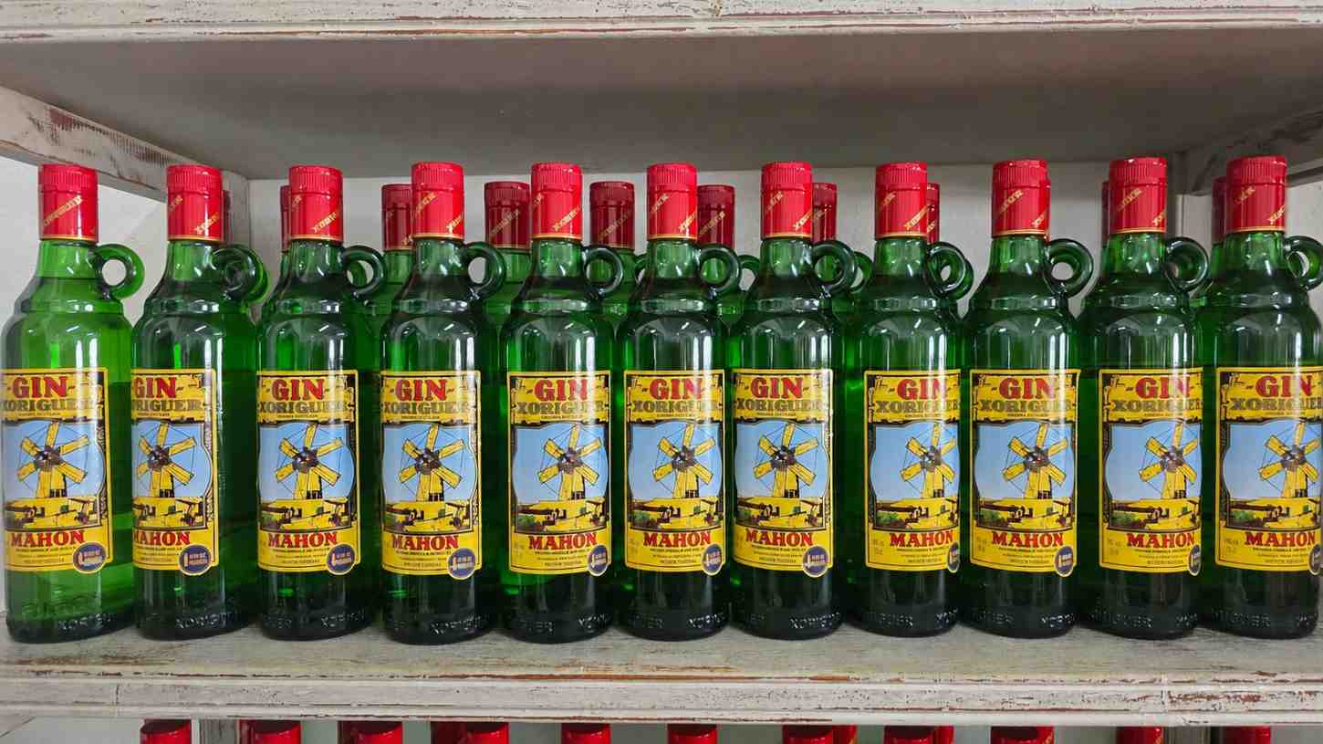 Gin Xoriguer, distilled in Menorca